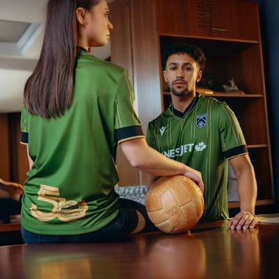 cavalry_fc_2025_macron_spruce_meadows_50th_anniversary_kit_b.jpg