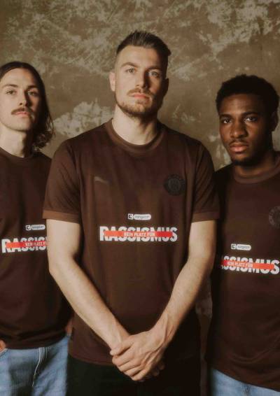 st_pauli_2025_puma_no_place_for_racism_shirt_a.jpg