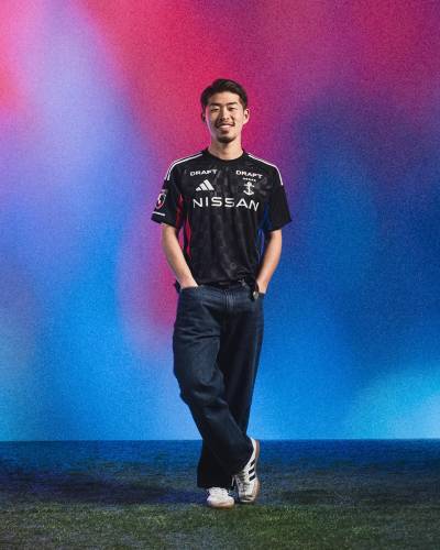 yokohama_f_marinos_2025_adidas_special_edition_shirt_f.jpg