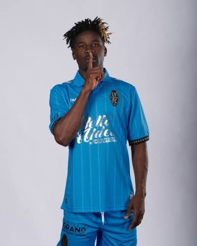 las_vegas_lights_2025_hummel_away_kit_b.jpg