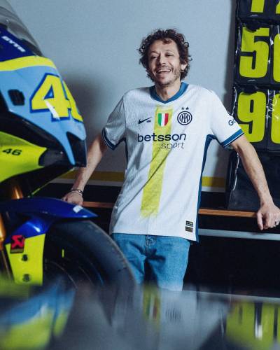 inter_milan_24_25_nike_valentino_rossi_shirt_1.jpg
