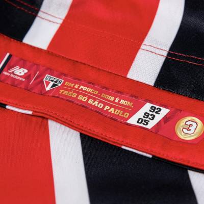 sao_paulo_2025_26_new_balance_away_kit_e.jpg