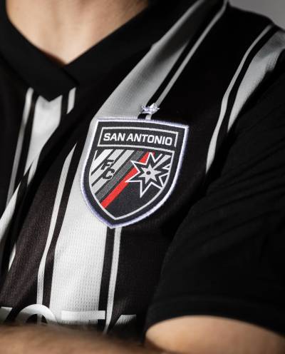 san_antonio_2023_home_kit_b.jpeg