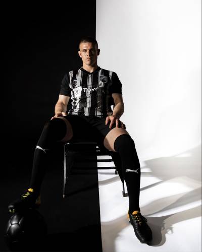 san_antonio_2023_home_kit_d.jpeg