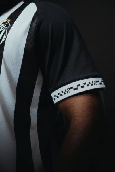 santos_2025_umbro_away_kit_d.jpg