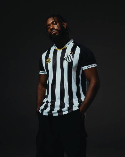 santos_2025_umbro_away_kit_f.jpeg