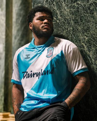 forward_madison_2025_26_hummel_home_kit_c.jpg