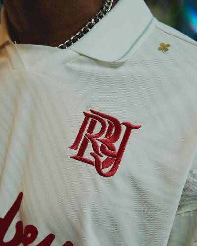 robey_2025_retro_away_shirt_b.jpg