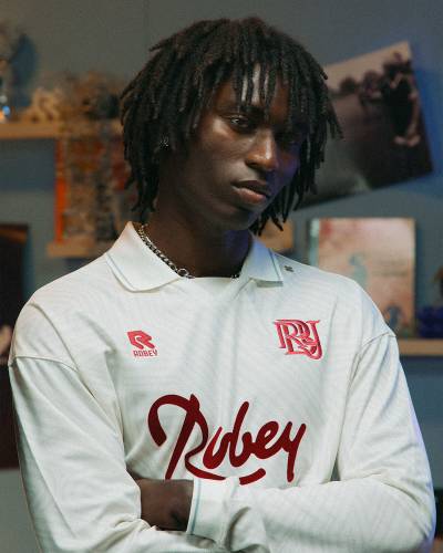 robey_2025_retro_away_shirt_c.jpg