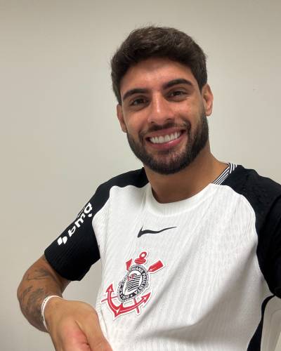 corinthians_25_26_nike_home_kit_f.jpg