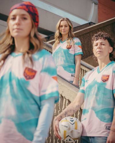 calgary_wild_2025_hummel_away_kit_a.jpg