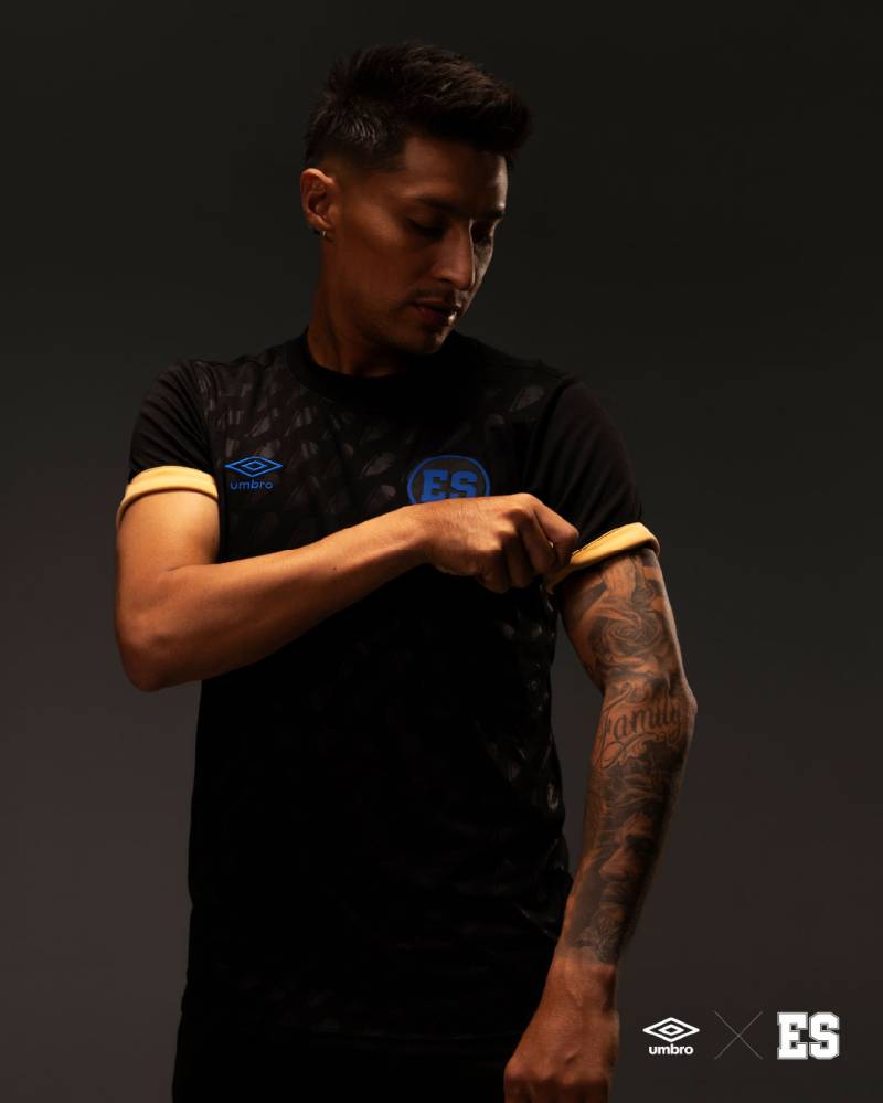el_salvador_2025_umbro_third_kit_b.jpeg