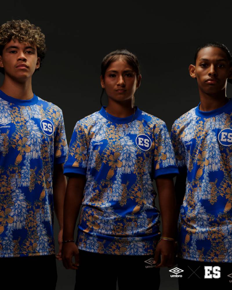 el_salvador_2025_umbro_pre_match_shirt_a.jpeg