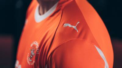 blackpool_25_26_puma_home_kit_d.jpg