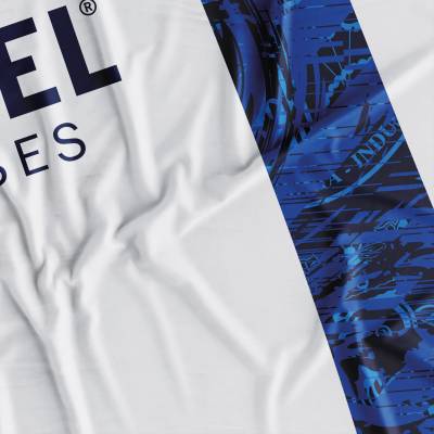 bury_fc_hope_glory_25_27_shirt_vote_b.jpg
