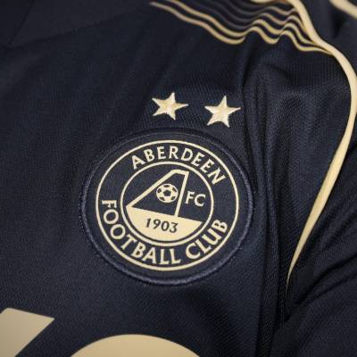 aberdeen_25_26_adidas_away_kit_e.jpg