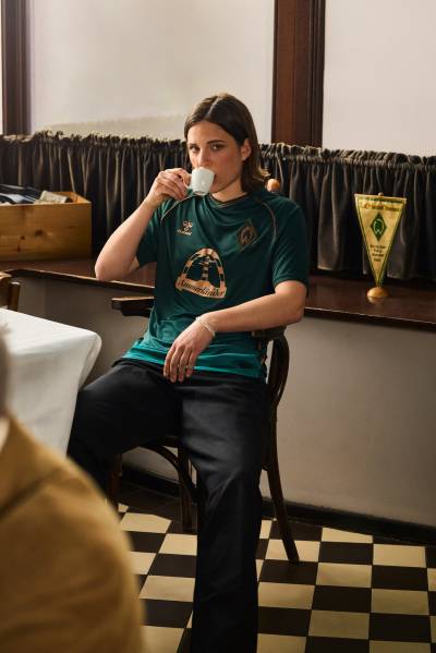werder_bremen_25_26_hummel_third_kit_f.jpeg