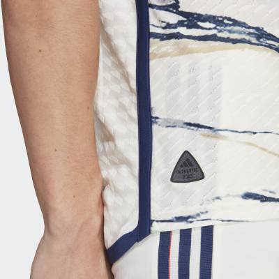 italy_2023_away_shirt_f.jpeg