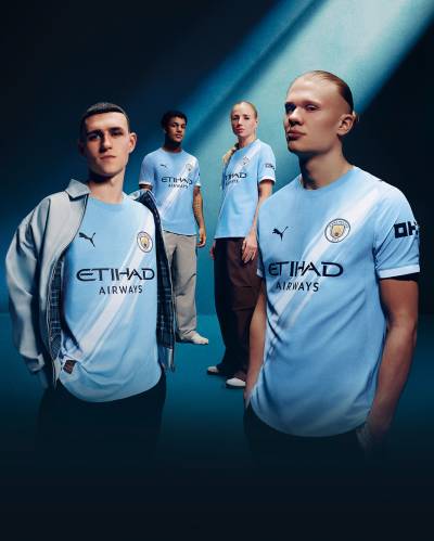 manchester_city_2025_26_puma_home_kit_a.jpg