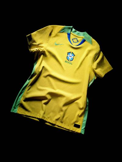 brazil_2025_nike_womens_home_kit_a.jpg