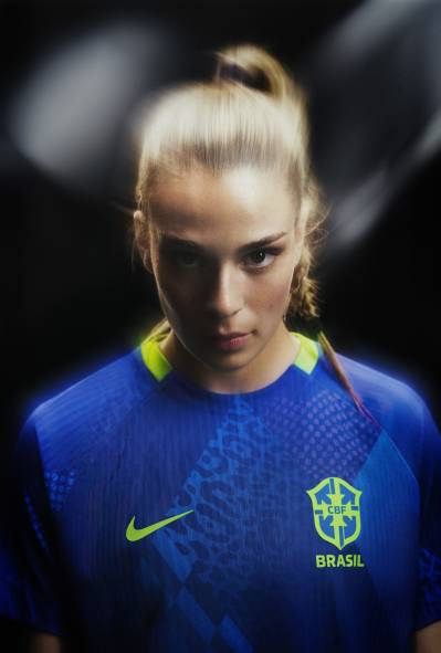 brazil_2025_nike_womens_away_kit_b.jpg