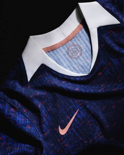 france_2025_nike_womens_home_kit_b.jpg