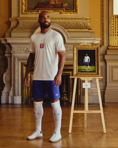 olympique_lyon_2025_adidas_75th_anniversary_jersey_b.jpg
