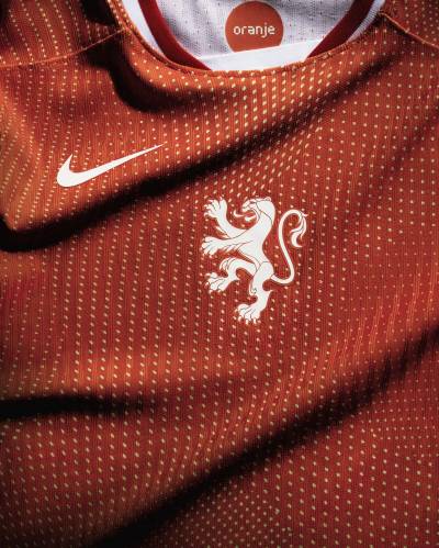 netherlands_2025_nike_womens_home_kit_b.jpg
