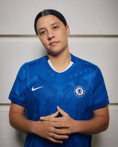 chelsea_25_26_nike_home_kit_d.jpg