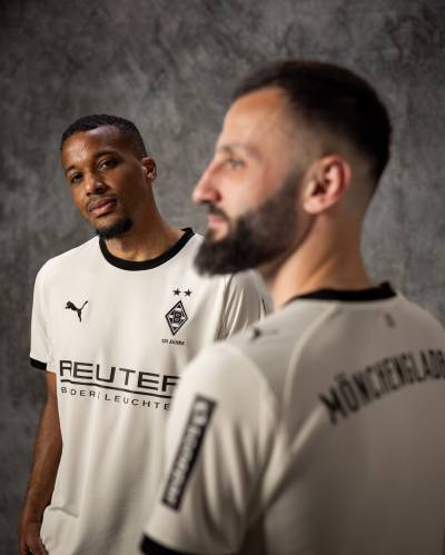 borussia_monchengladbach_25_26_puma_125th_anniversary_home_kit_b.jpg