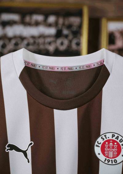 st_pauli_25_26_puma_home_kit_e.jpg