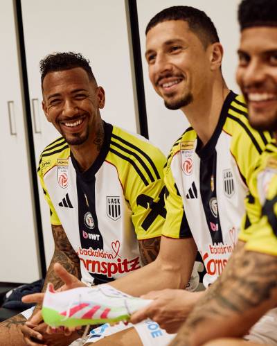 lask_25_26_adidas_home_kit_a.jpg