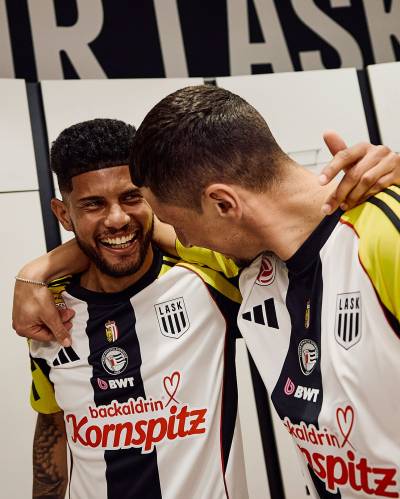 lask_25_26_adidas_home_kit_c.jpg