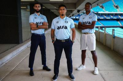 gremio_2025_umbro_away_kit_3.jpg
