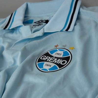 gremio_2025_umbro_away_kit_5.jpg