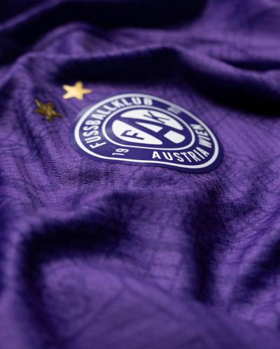 austria_wien_25_26_macron_home_kit_e.jpg