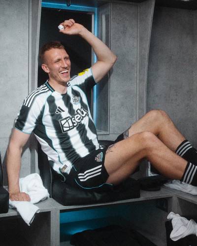 newcastle_united_25_26_adidas_home_kit_e.jpg