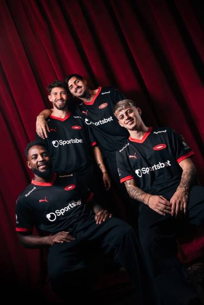 independiente_24_25_puma_third_kit_b.jpg
