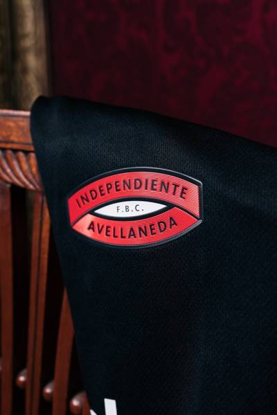 independiente_24_25_puma_third_kit_c.jpg