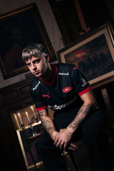 independiente_24_25_puma_third_kit_e.jpg