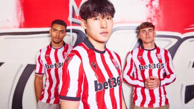 stoke_city_25_26_macron_home_kit_1.jpg