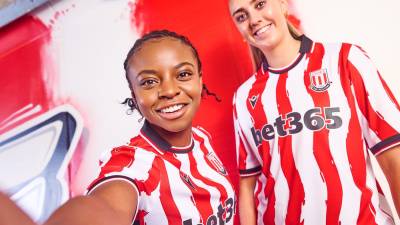 stoke_city_25_26_macron_home_kit_4.jpg