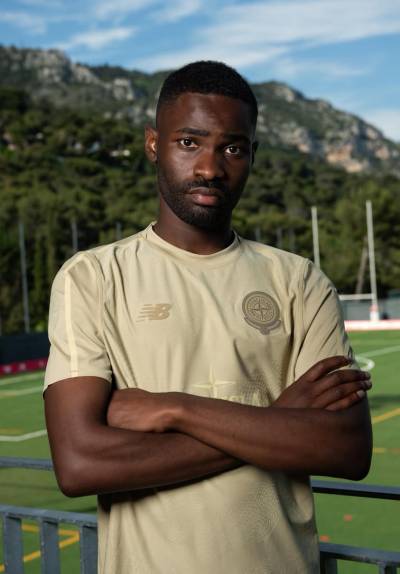 santan_fc_2025_stone_island_new_balance_kit_a.jpg