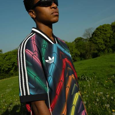 glastonbury_festival_2025_adidas_originals_shirt_1.jpg