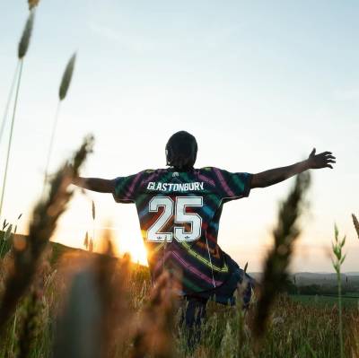 glastonbury_festival_2025_adidas_originals_shirt_2.jpg