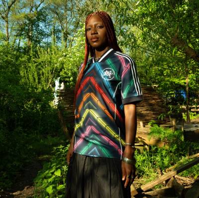 glastonbury_festival_2025_adidas_originals_shirt_a.jpeg