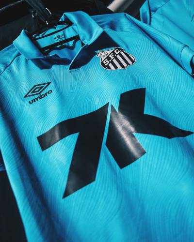 santos_2025_umbro_third_kit_f.jpeg