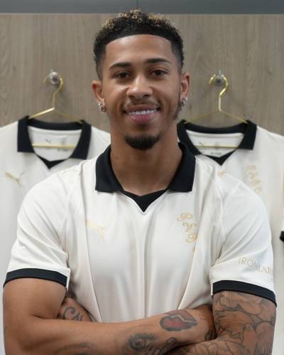 port_vale_25_26_puma_150th_anniversary_home_kit_1.jpeg