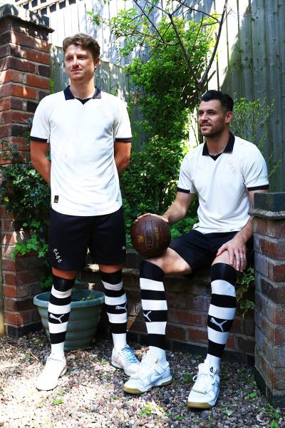 port_vale_25_26_puma_150th_anniversary_home_kit_a.jpg