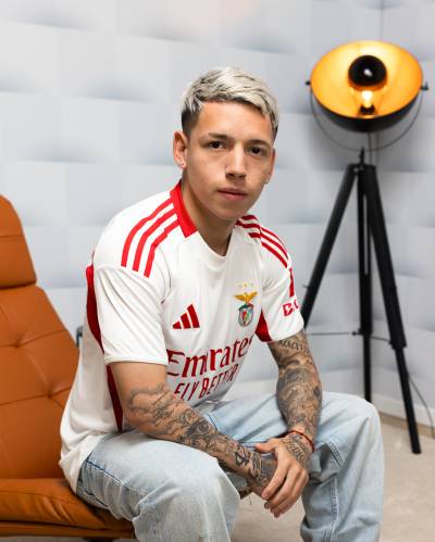 benfica_25_26_adidas_third_kit_c.jpg